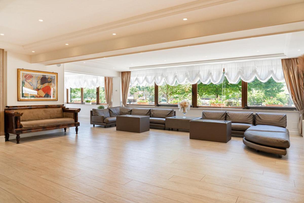 Hotel Edelweiss Pescasseroli Εξωτερικό φωτογραφία