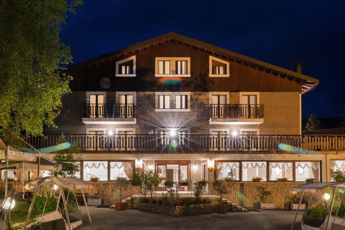Hotel Edelweiss Pescasseroli Εξωτερικό φωτογραφία