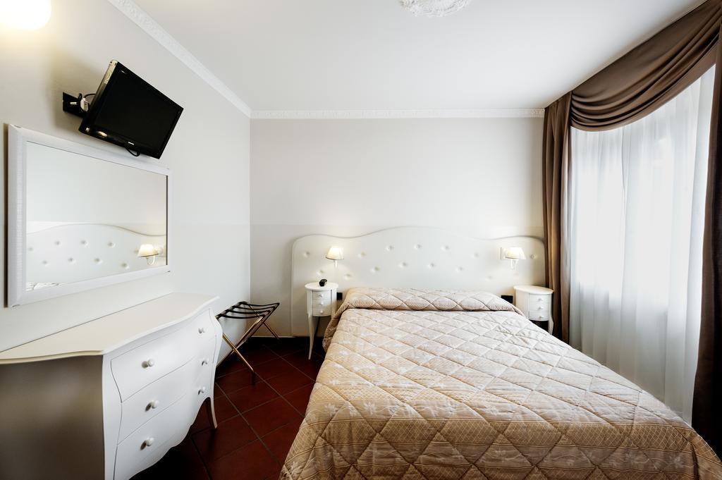 Hotel Edelweiss Pescasseroli Εξωτερικό φωτογραφία