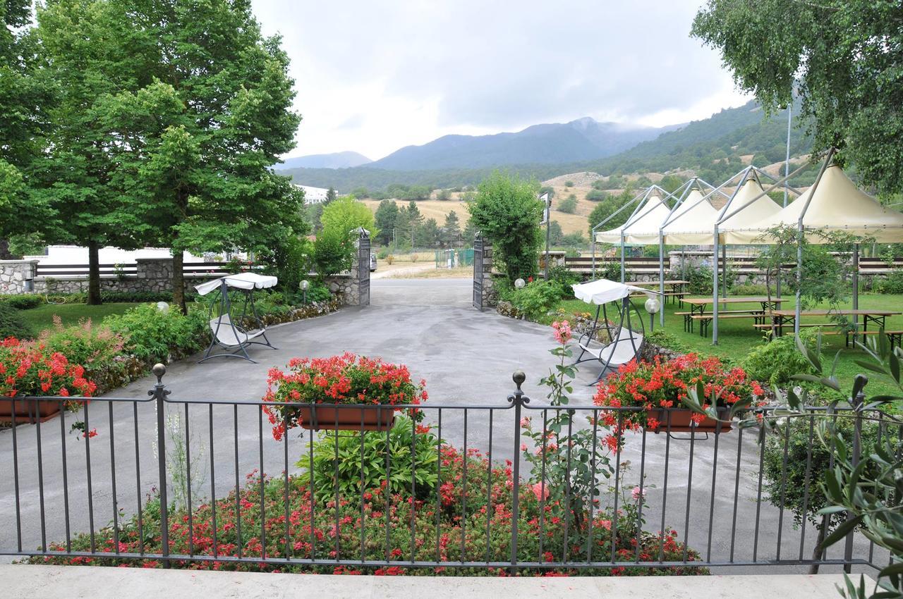 Hotel Edelweiss Pescasseroli Εξωτερικό φωτογραφία